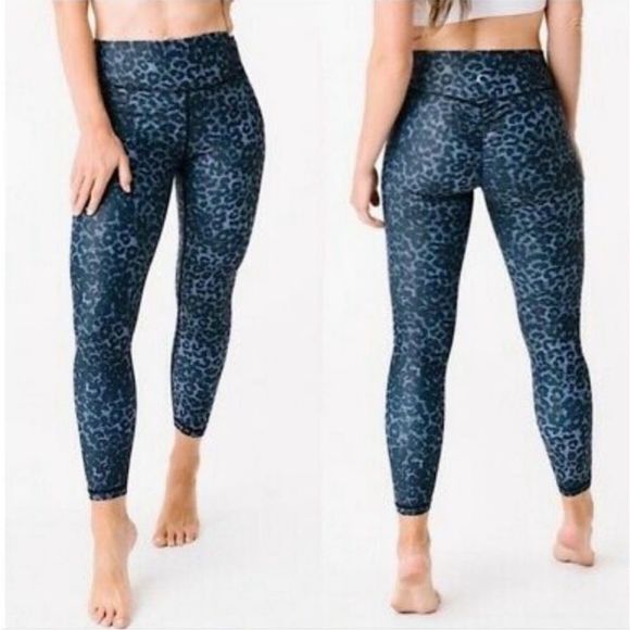 ZYIA Pants - Zyia Active Stone Leopard Print Leggings Sz 12
